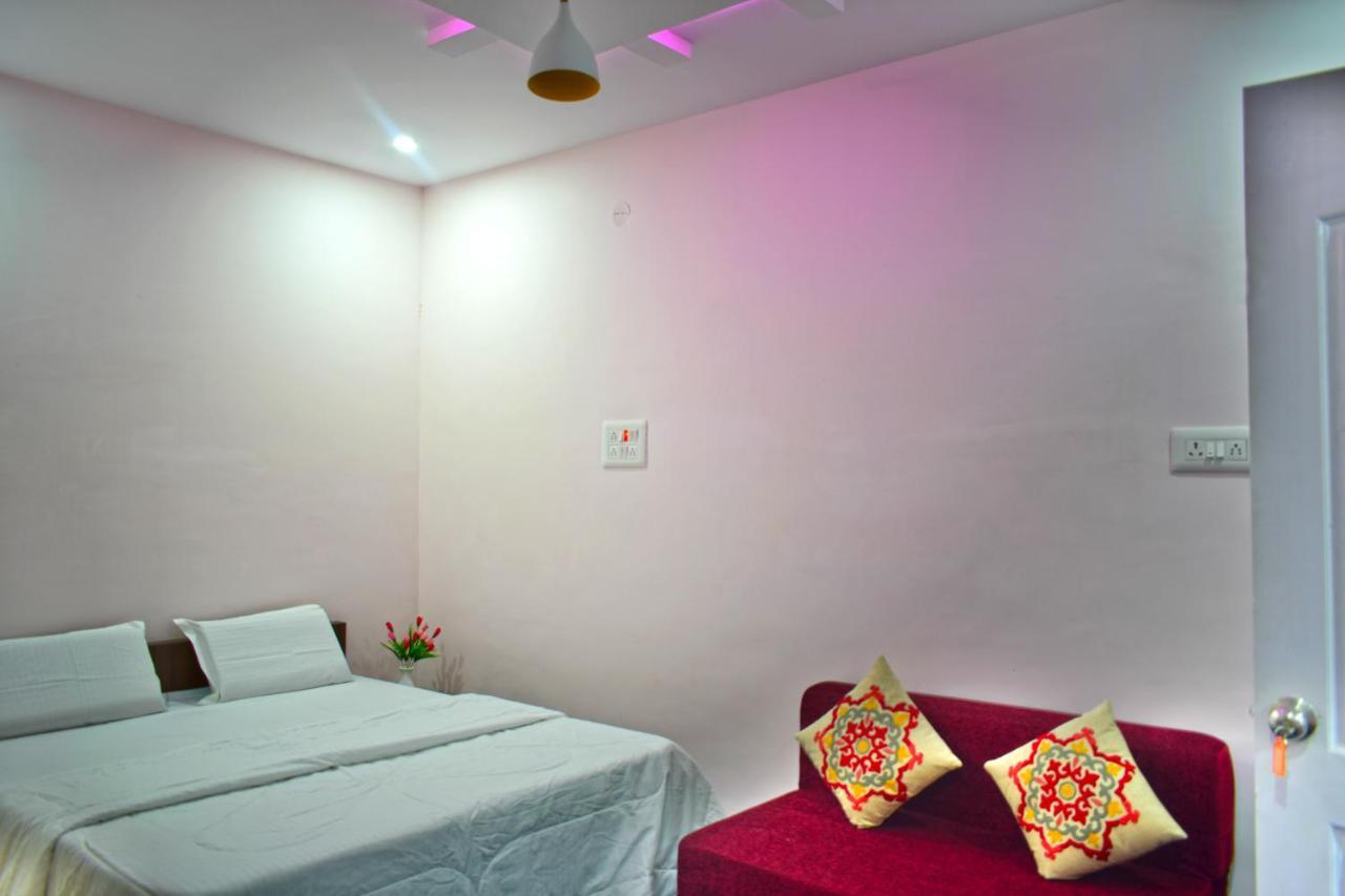 B R Inn Bangalore Exteriör bild